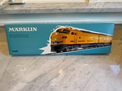 Märklin HO 37629 Union Pacific General Motors EMD type F 7
