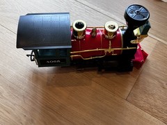 D&RGW 4068 Steam Locomotive G Scale Model Toy Train Scientific Toys Red Green