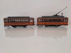 AHM HO Birney Trolley – Public Service #70 Powered (non-functional) and dummy