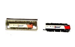 Lot of 2 Bachmann N Scale Amtrak Dash 8 Engines #404 – Metal Gears – Hong Kong