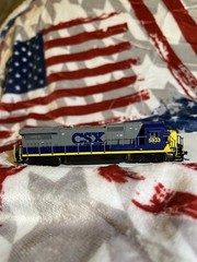 Atlas N Scale #48710 Dash 8-40B CSX # 5933 New In Box. DCC Ready.