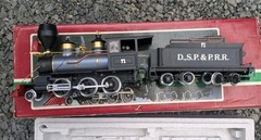 LGB 2028 D – D.,S.P. & P.R.R. 2-6-0 Locomotive & Tender