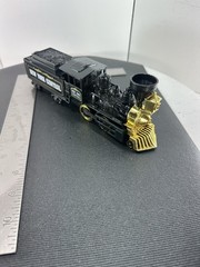 New York Central Classic Steam Engine Locomotive Train Black Gold Plastic