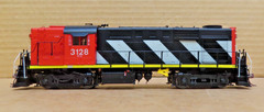 RAPIDO TRAINS INC. 32021 CANADIAN NATIONAL STRIPES MLW RS-18 #3128 DC HO SCALE