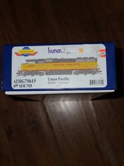 ATHEARN GENESIS HO SD60M-TRI-CLOPS. SOUND/DCC. UP#6237. ATHG75615