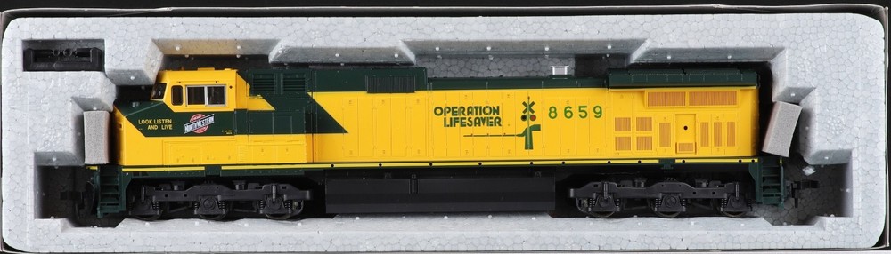 KATO HO GE C44-9W “DASH 9” 37-1319 CNW Operation LifeSaver #8659 NEW