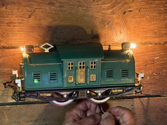 LIONEL # 10 STANDARD GAUGE PASSENGER TRAIN SET BEAUTIFUL RUNS AND LIGHTS