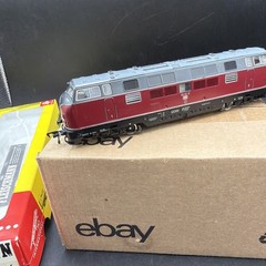 Fleischmann 4235 Diesel Locomotive Series 221 111-8 DB Gauge H0 Boxed READ