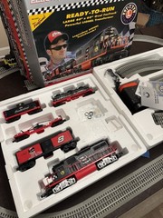 Lionel O Gauge Dale Earnhardt Jr #8 Ready To Run W/ Oval Fastrack & transformer