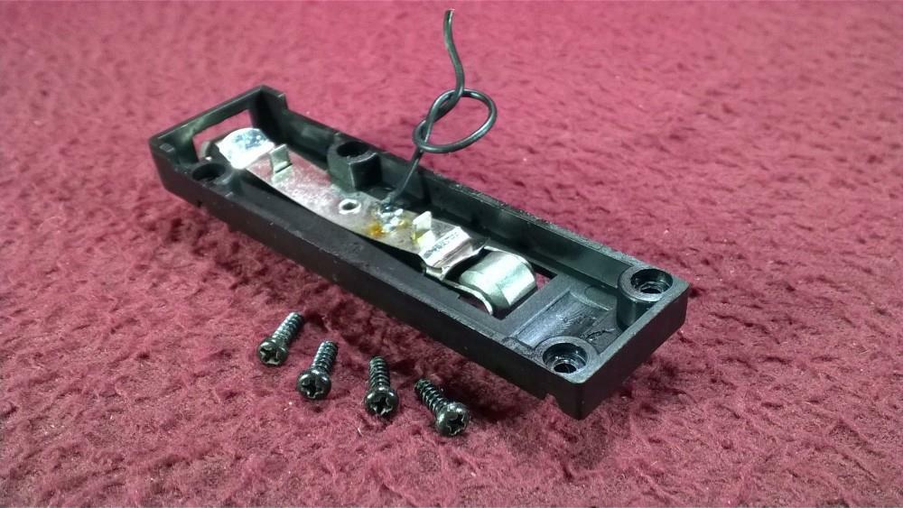 LIONEL 18455 TIE-JECTOR – COLLECTOR ROLLER ASSY