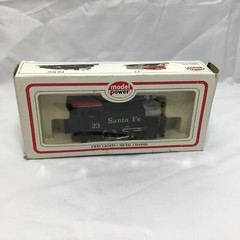 Ho scale Model Power Deluxe 0-4-0 23 Santa Fe Locomotive, Model 6500 New