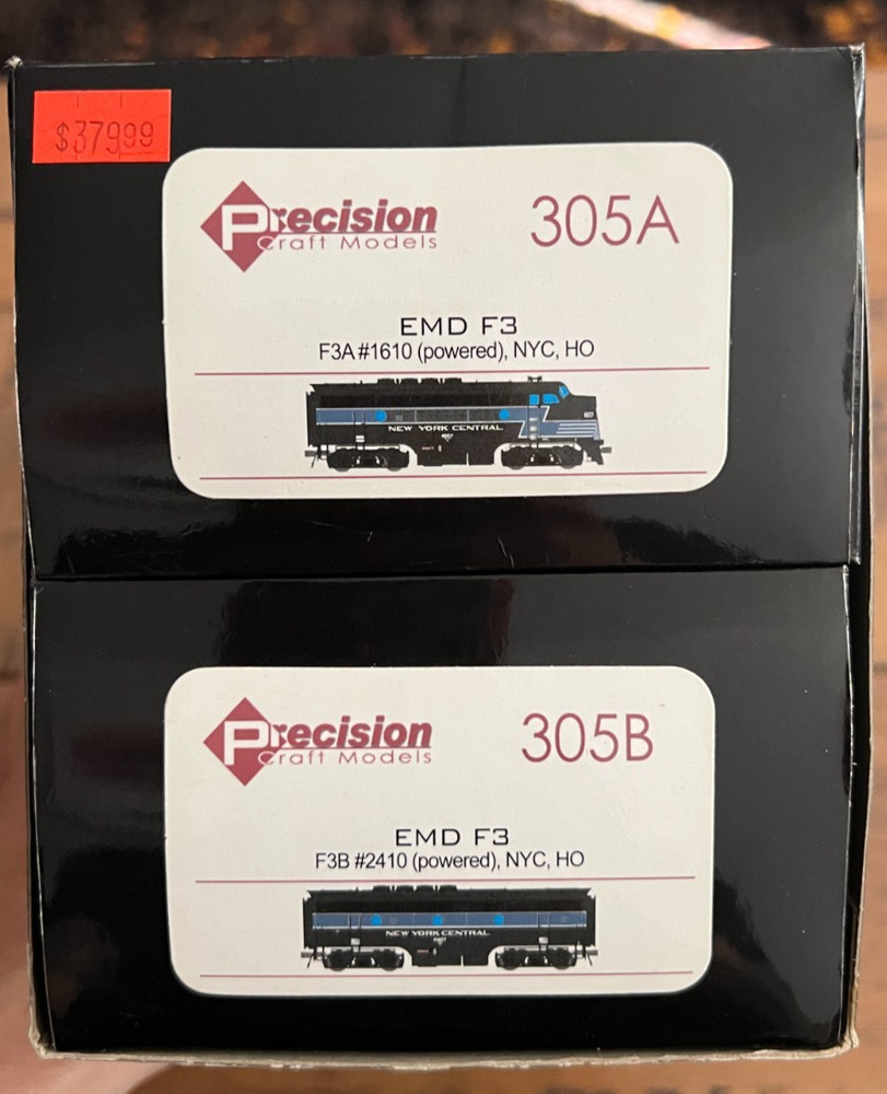 Precision Craft Models EMD F3 F3A #1610 (Powered) NYC. HO 305A & 305B