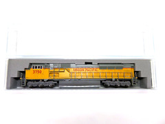 Kato 176-5625 N Scale UP Union Pacific EMD SD90/43MAC Diesel Locomotive #3750
