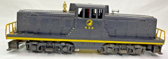 Lionel 628 Northern Pacific 027 Diesel Switcher 44-Ton Center Cab Postwar
