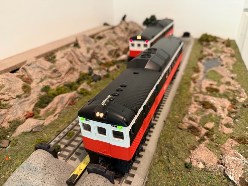 MTH 2231-1 and 2231-3 New Haven RDC 4 car set LN/No Boxes