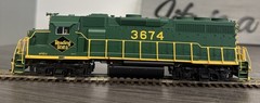 Atlas Master Series Gold HO #10000413 Reading GP40-2 #3674 – DOES NOT RUN!