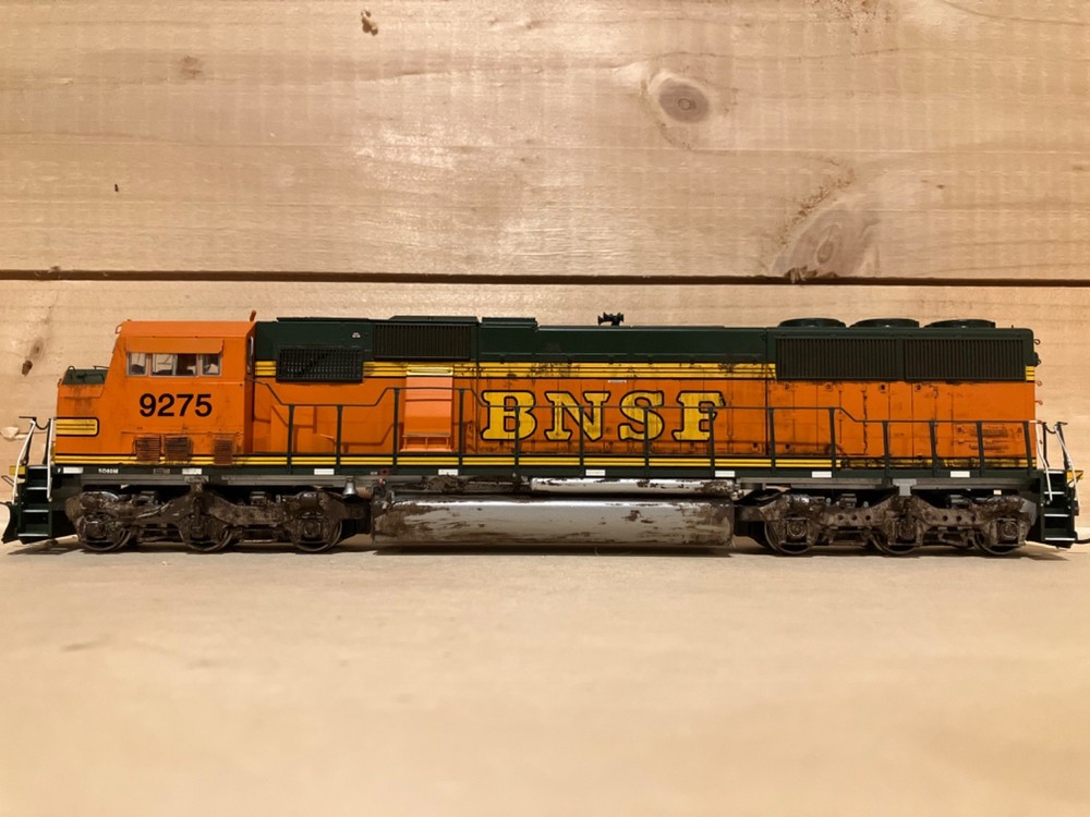 HO Scale DCC READY Athearn BNSF SD60M (Weathered) Locomotive