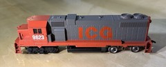 Orange ICG Illinois Central Gulf 9623 Electric Locomotive Plus Tracks And Parts