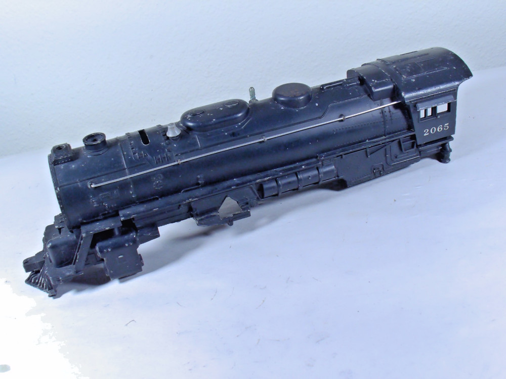 Lionel Vintage Original 2065 Steam Loco, clean original boiler