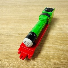 ERTL Henry Thomas the Tank Engine & Friends Metal Diecast Push Along Trains