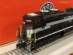 Lionel O-Scale 2433080 Legacy SD70ACE New York Central Diesel Locomotive #1066