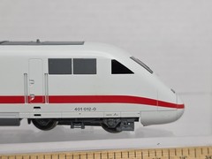 Roco HO Scale Powered 401012-0 DB ICE High Speed Bullet Train Runs Well (A)