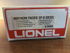 LIONEL Service Station Set 6-1672 Northern Pacific GP-9 – O Gauge – 1976 C8+