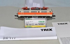 N Scale Minitrix 12567 BR 111 DB EP. IV Beige/Orange Electric Locomotive w/ DCC
