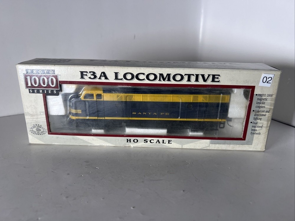 PROTO 1000 Series H.O. Locomotive F3A Santa Fe ATSF #200C