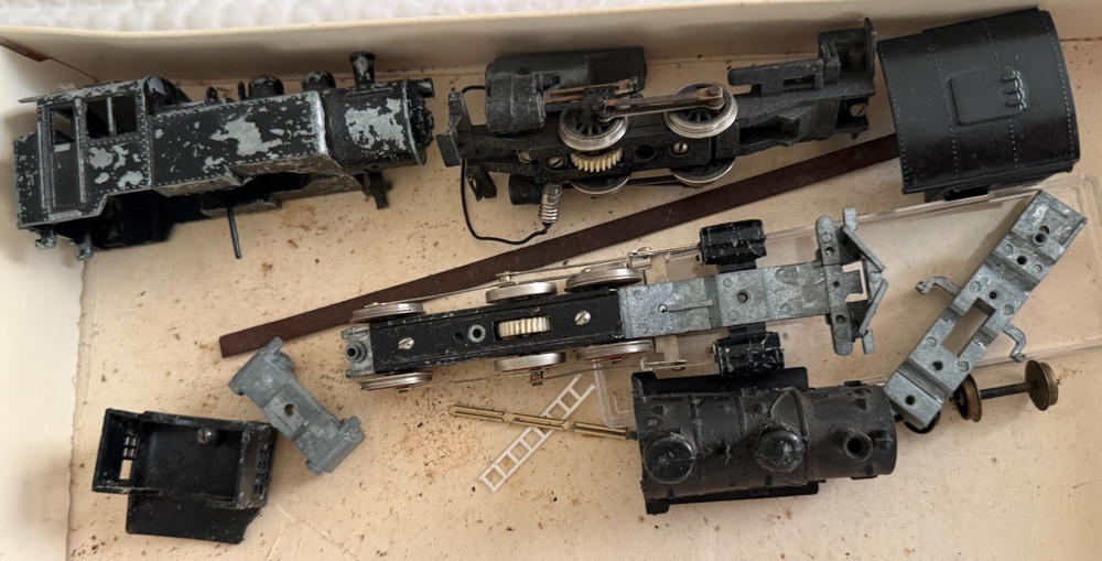 JP HO Steam Engine Parts Saddle Tank 0-4-0 and 2-6-0 – not complete