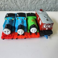 Thomas & Friends Motorized Train Lot Thomas Percy Winston TrackMaster Mattel