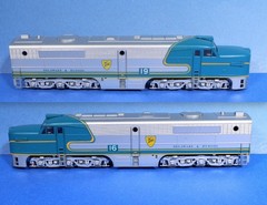 Athearn HO Gauge Delaware & Hudson PA-1 Diesel Engines – Powered #16 / Dummy #19