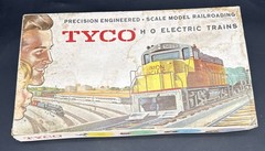 Vintage TYCO Sante Fe Freight Train West Coast Express Set T64028 1698 In Box