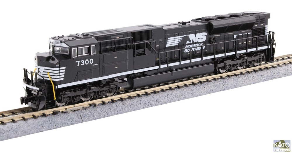 KATO N 176-8560 NORFOLK SOUTHERN SD70ACU RD #7300 FACTORY NEW!!!