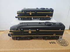 WILLIAMS ERIE RAILROAD A/A DIESELS ~ POWERED & DUMMY ALCO # 0-27