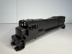 Athearn HO Scale GE U30-B Undecorated Locomotive Shell