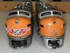 Lionel Postar 2355 Western Pacific F-3 AA Units – Tested, Runs Great.