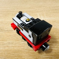 Freddie Thomas the Tank & Friends Take N Play Along Diecast Metal Push Trains