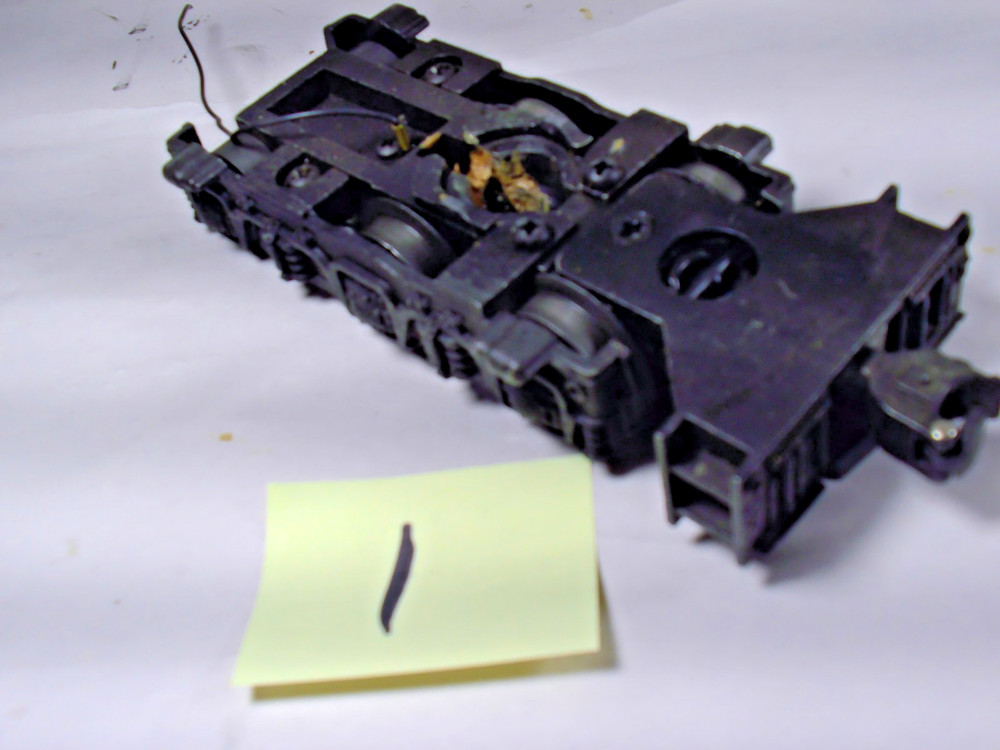 Vintage Original Lionel 8056 FM Trainmaster geared power truck 1980 production