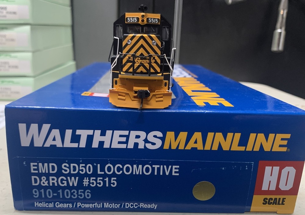 Walthers HO EMD SD50, Rio Grande D&RGW, Custom Lights and sound, must see video