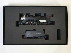 Bachmann Spectrum HO K4 4-6-2 Pacific Locomotive with Tender Pennsylvania #3750