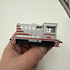 ATHEARN HO SCALE RED SILVER HUSTLER DIESEL SWITCHER #46 – TESTED EX