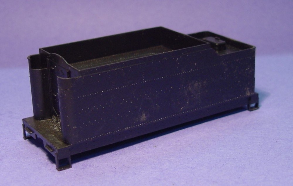 HOn3 ROUNDHOUSE 2-8-0 LOCOMOTIVE TENDER BODY PART #20300 WISEMAN MDC-92