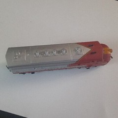 Vintage Tempo HO Scale Santa Fe F9 Diesel 281 Operating Headlight In Box