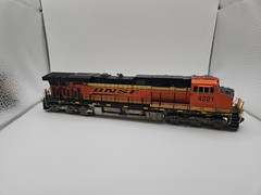 Scaletrains BNSF ES44C4 #4221 SXT32482 w/LokSound Custom Weathered