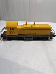 Lionel postwar O Gauge Union Pacific NW2 Switcher Lin-635-(Nb)