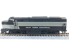 HO Bachmann 61803 NYC Baldwin RF-16 Shark Nose diesel unmarked (DCC)