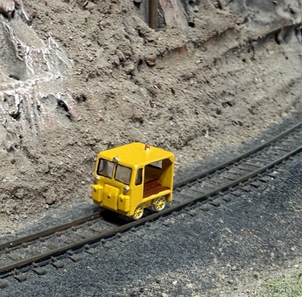 N Scale Maintenance Of Way MOW Speeder Custom Painted