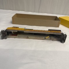 Rail Power Products GE Dash 8-40CW Undecorated Shell and Chassis Kit