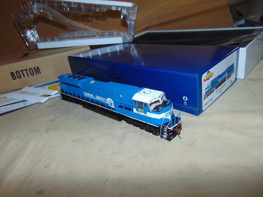 ATHEARN GENESIS HO 27246 CSX CONRAIL SD80MAC DIESEL -BRAND NEW